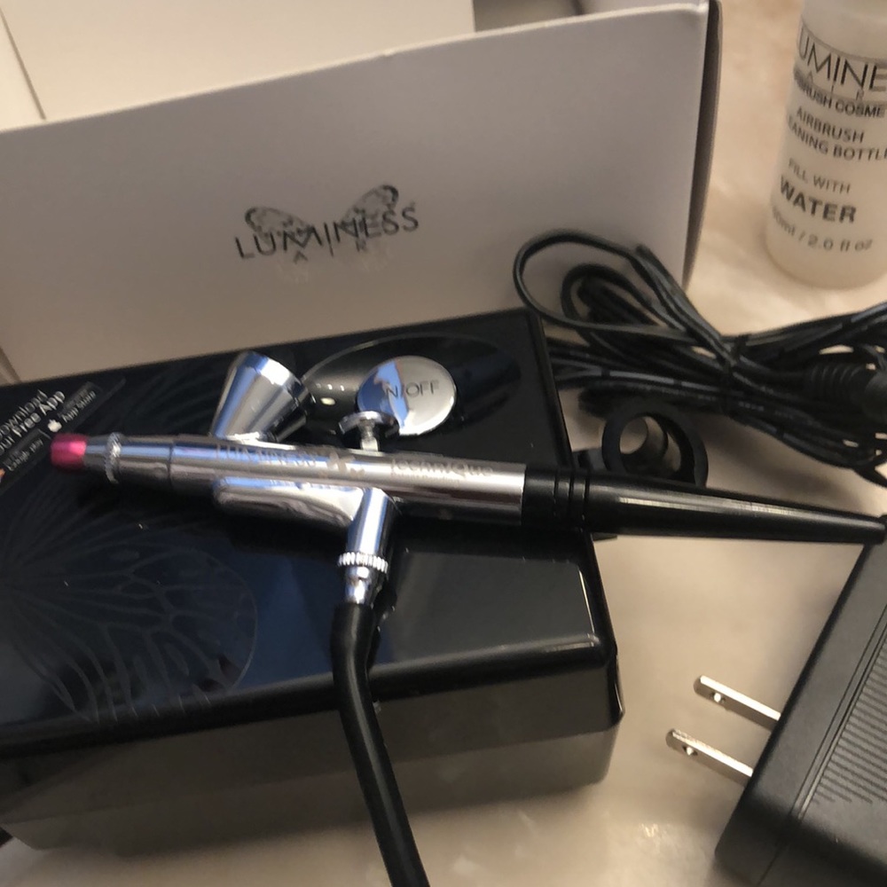 Luminess Air airbrush makeup system - Picture 6 of 12